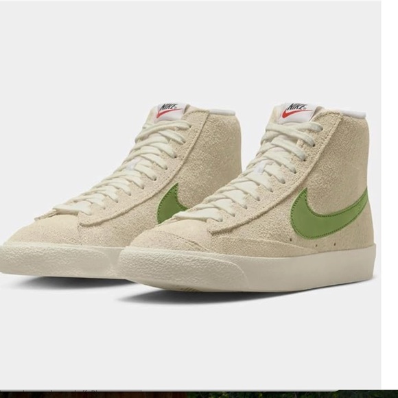 Nike Shoes - Nike Blazer Mid ‘77 muslin/coconut/milk/sail/chlorophyll like new sz 10 RARE
